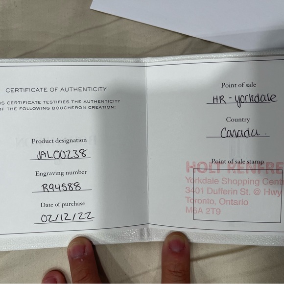 Boucheron White Edition Gold Wedding Band with Ceramic (size 5) - Picture 5 of 9